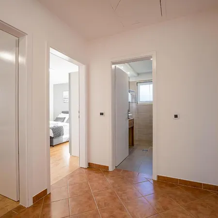 Holiday home Schoene Beauty Fuer 6 Personen Und 1 Kind *